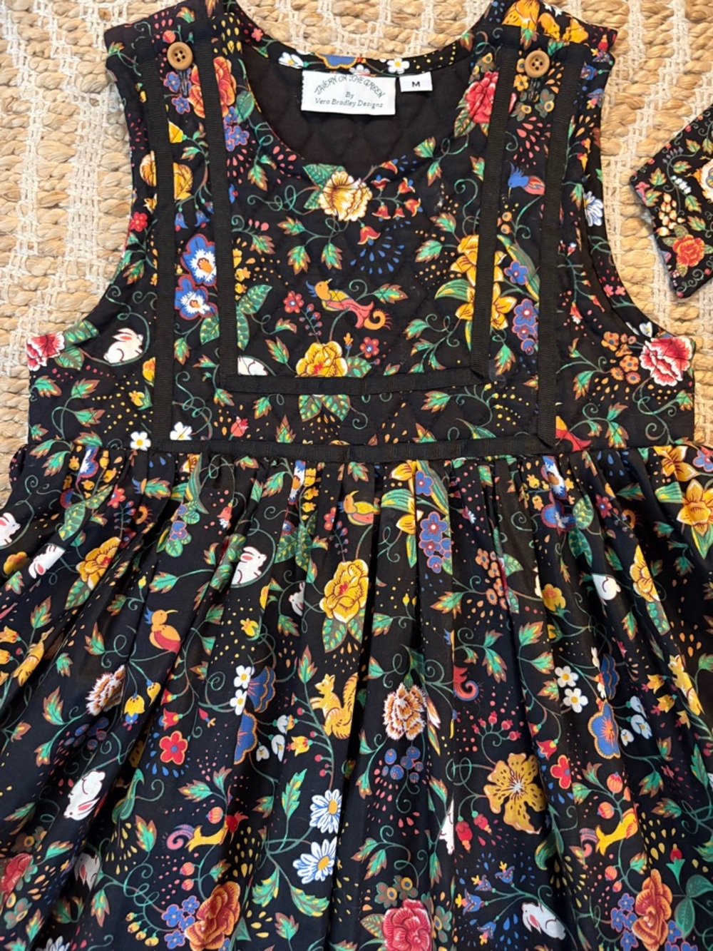 90’s Vera Bradley “Tavern on the Green” Vintage Inspired Floral Garden Motif - M